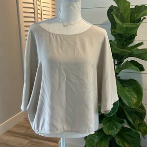 Vince cream silk sccop neck short sleeve cropped boxy tunic top M